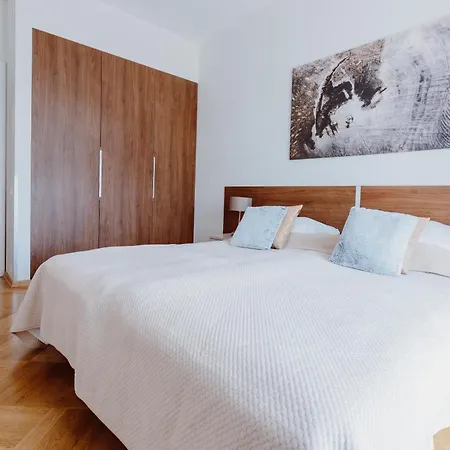 4seasons﻿ Cracow קרקוב