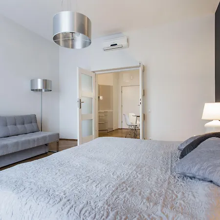 4seasons﻿ Cracow קרקוב