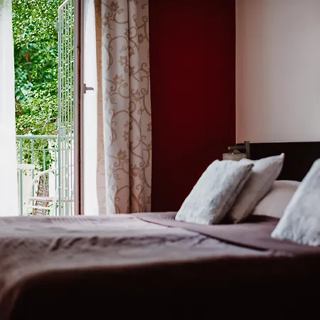 4seasons﻿ Cracow Aparthotel 4*