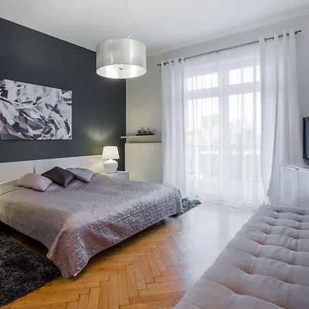 4seasons﻿ Cracow Aparthotel Krakov