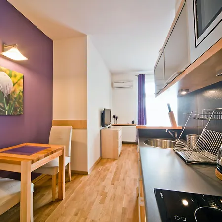 4seasons﻿ Cracow Aparthotel