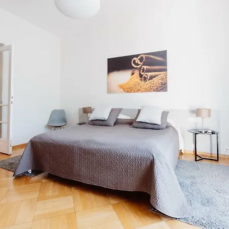 Aparthotel 4seasons﻿ Cracow 3*